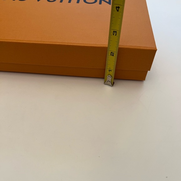 LOUIS VUITTON BOX - Picture 6 of 9